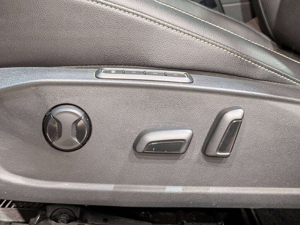 2019 Volkswagen Jetta Execline Manual Grey Val-David - photo #10