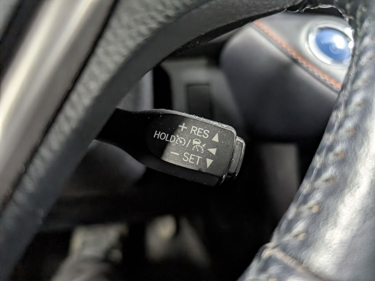 2017 Toyota RAV4 Hybrid JTMJJREV6HD088292 Electric Storm Blue Sherbrooke - photo #15