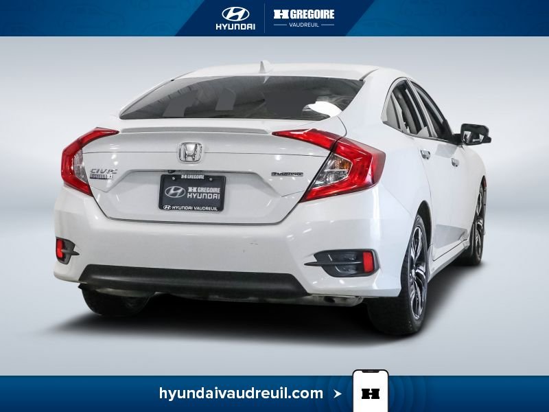 2016 Honda Civic White Blainville - photo #10