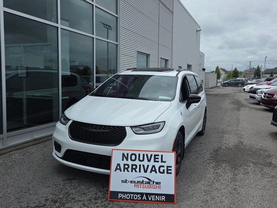 2024 Chrysler Pacifica Hybrid Ensemble allure S de catégorie supérieure 2RM-CUIR-TOIT PANO-SIÈGES ET VOLANT CHAUFFANTS White
