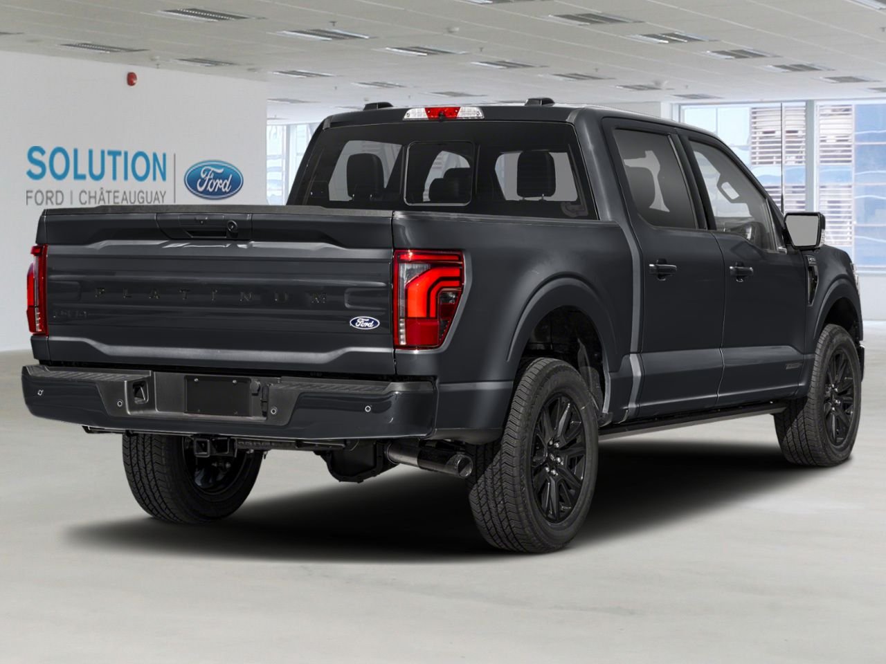 Ford F-150 PLATINUM SUPERCREW 4RM CAISSE DE 6,5 PI 2026 Noir agate métallisé Châteauguay - photo #2