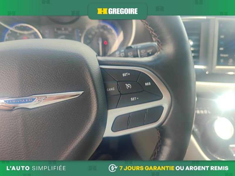 Chrysler Pacifica 2019 Gris Laval - photo #16