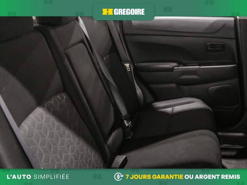 2021 Mitsubishi RVR Grey Laval - photo #26