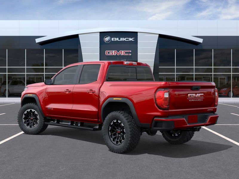 2026 GMC Canyon 2026 Volcanic Red Tintcoat