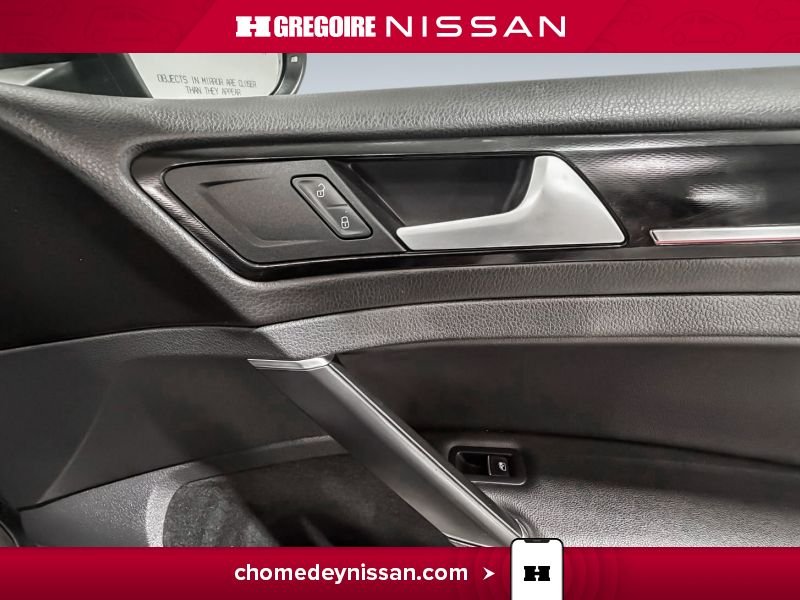 2016 Volkswagen Golf GTI Black Blainville - photo #28