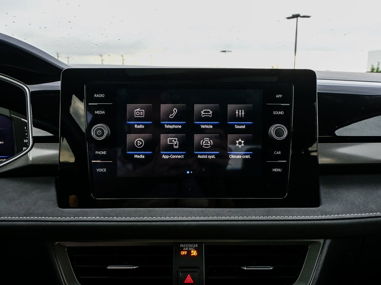 2026 Volkswagen Taos Comfortline Black Edition 4MOTION White Sherwood Park - photo #24
