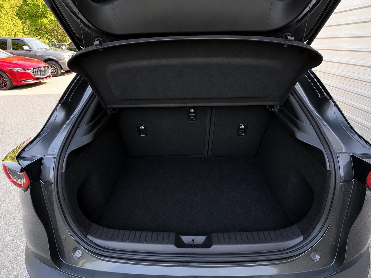 Mazda CX-30 GS GROUPE DE LUXE 2023 Gris Châteauguay - photo #13