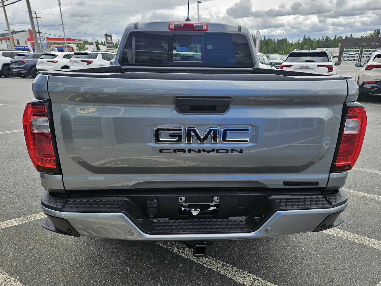 GMC Canyon Elevation cabine multiplace 4RM 2026 Argent métallisé Thetford Mines - photo #3
