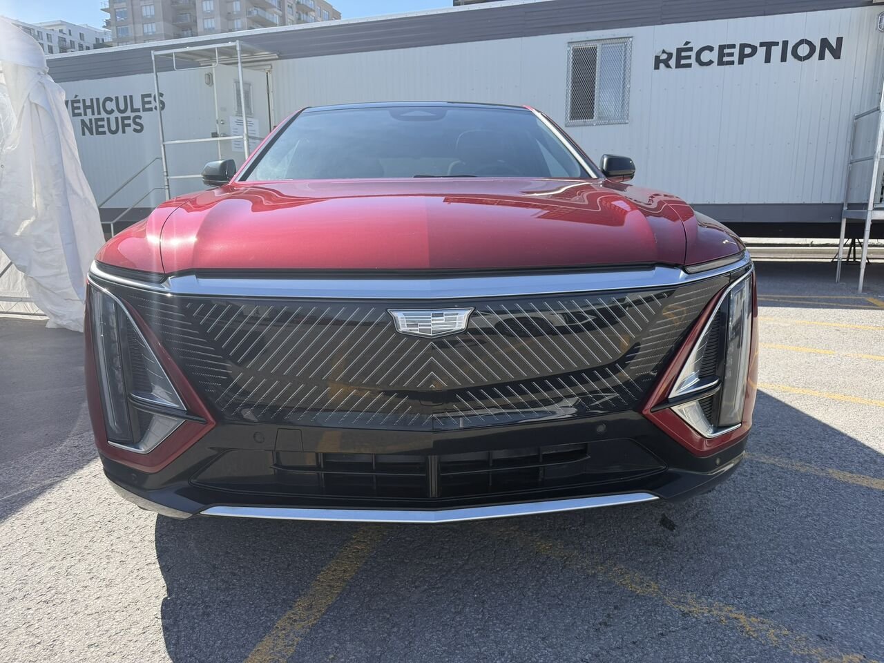 2024 Cadillac LYRIQ Tech FINANCEMENT À PARTIR DE 0.99% Red Laval - photo #8