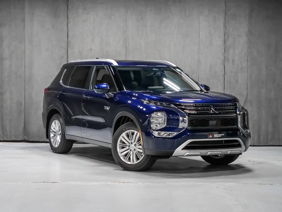 2026 Mitsubishi Outlander Plug-In Hybrid LE Cosmic Blue