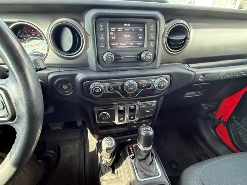 2019 Jeep Wrangler Red Saint-Basile-le-Grand - photo #8