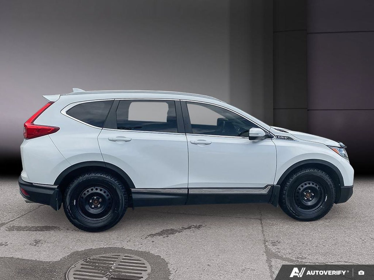 2019 Honda CR-V 2HKRW2H94KH130664 White Mirabel - photo #5