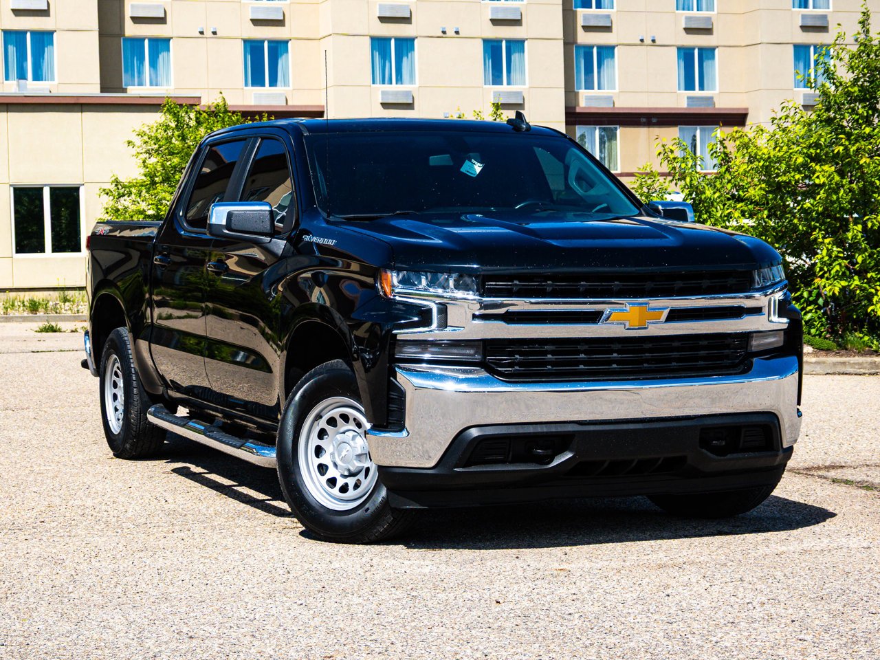 2022 Chevrolet Silverado 1500 LTD 4WD Crew Cab 147 LT Black Sherwood Park - photo #1