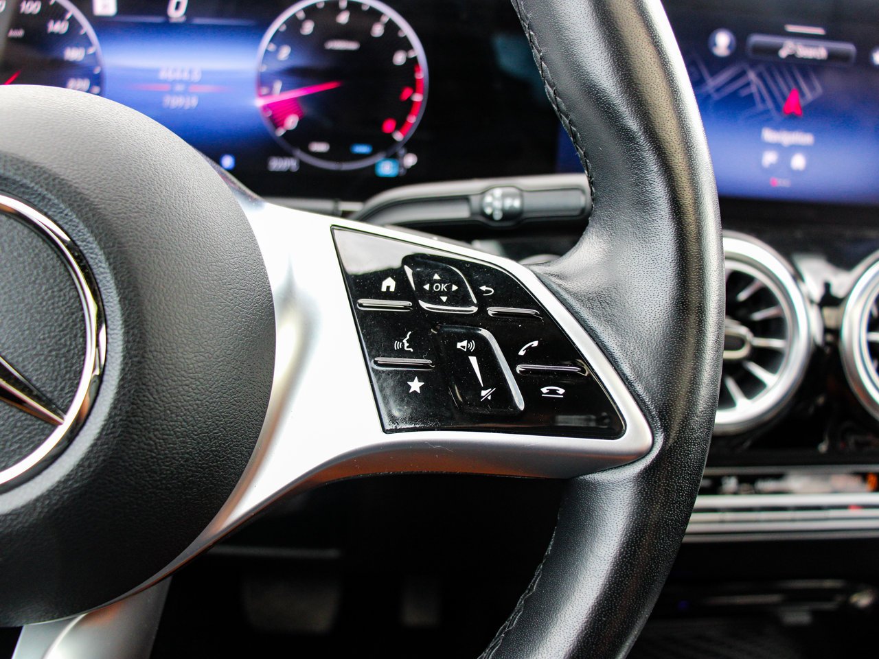 2024 Mercedes-Benz GLA GLA 250 4MATIC SUV White Sherwood Park - photo #21