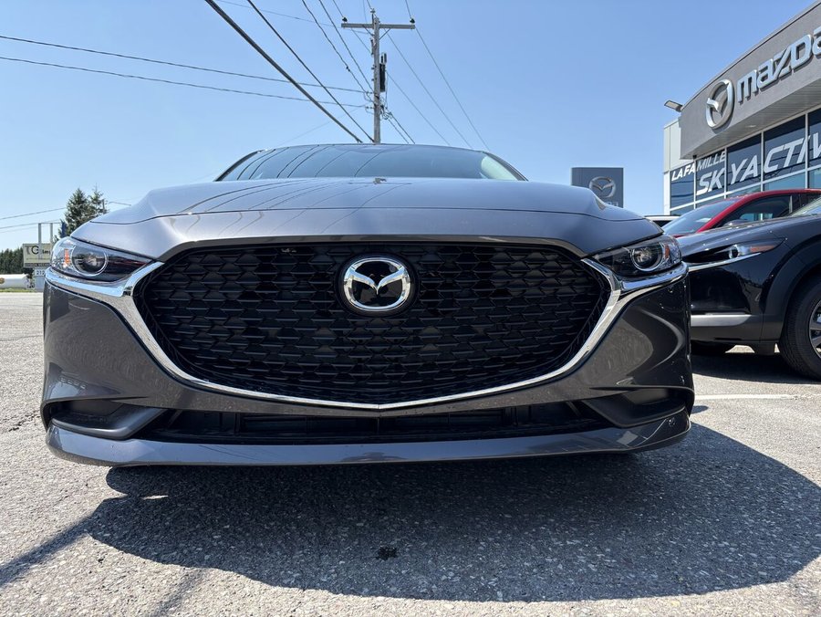2026 MAZDA Mazda3 2026 Machine Grey Metallic