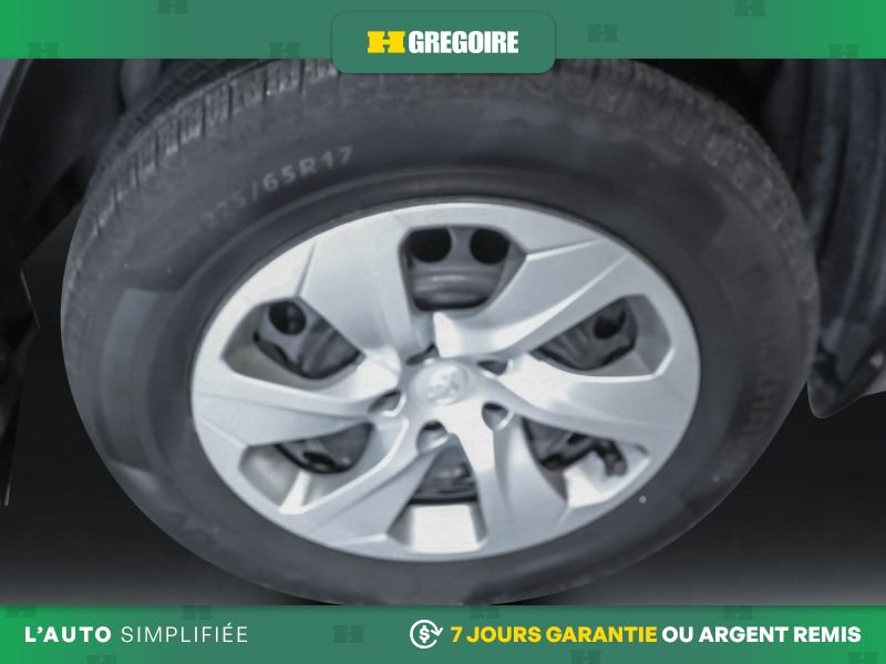 2020 Toyota Rav 4 Silver Blainville - photo #13