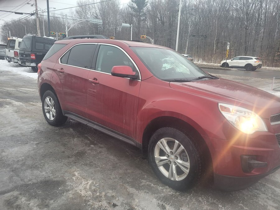 2015 Chevrolet Equinox LT 4 portes à traction avant avec 1LT Red