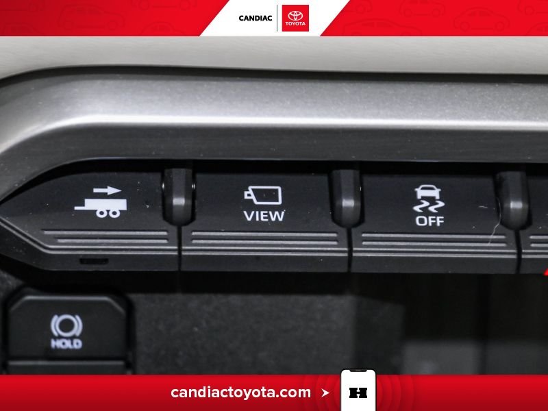 2023 Toyota Tundra Red Blainville - photo #28