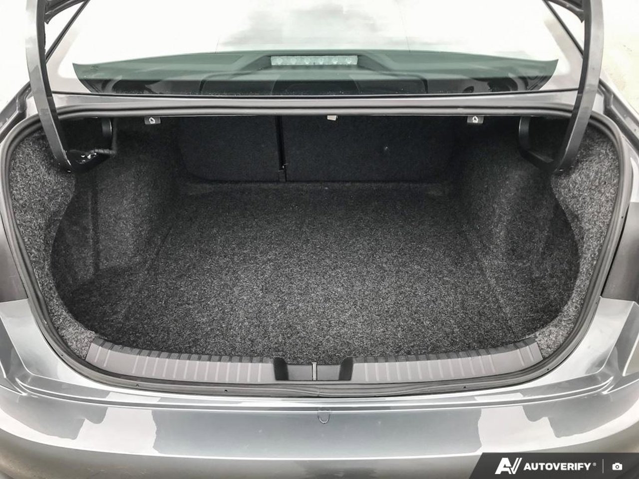 Volkswagen Jetta 3VWCX7BU9SM082020 2025 Gris Mirabel - photo #14