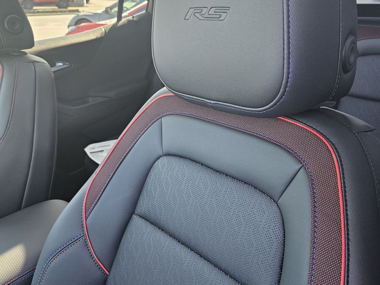 2026 Chevrolet Equinox RS 4 portes TI Polar White Tricoat Thetford Mines - photo #14