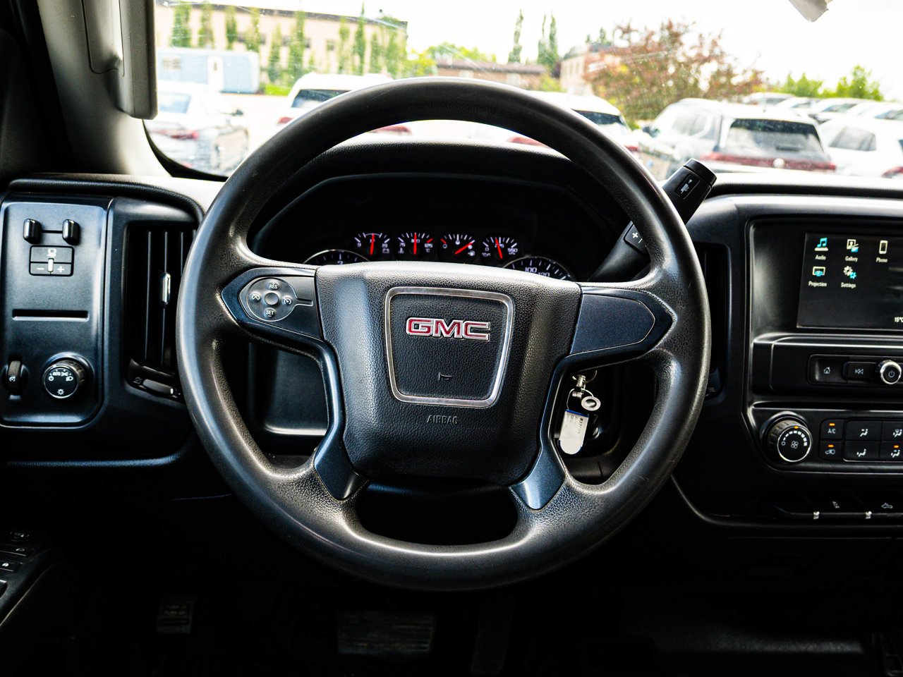2018 GMC Sierra 2500HD 4WD Double Cab 144.2 White Sherwood Park - photo #27