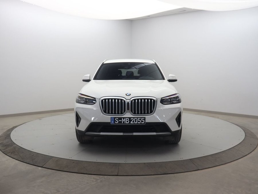 BMW X3 2022 2022 Blanc brillant givré