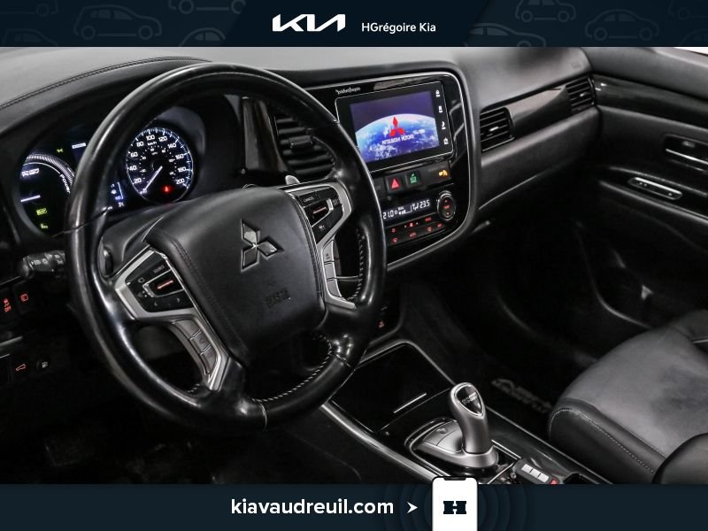 Mitsubishi Outlander PHEV 2018 Gris Blainville - photo #9