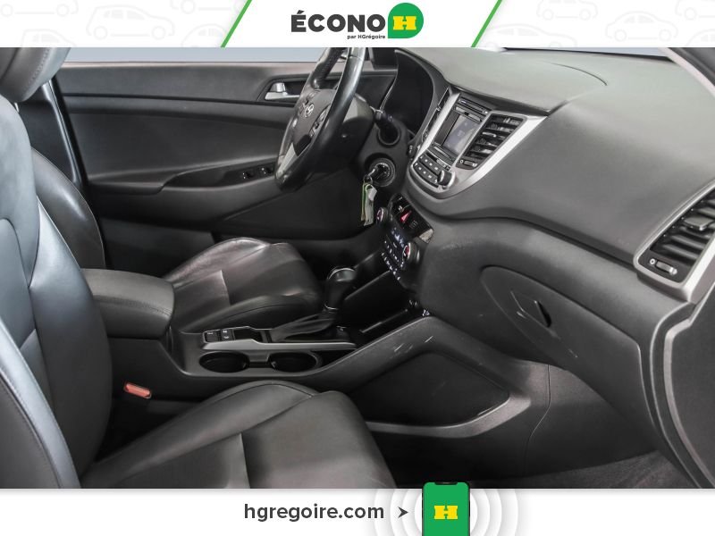 Hyundai Tucson 2017 Argent Laval - photo #24