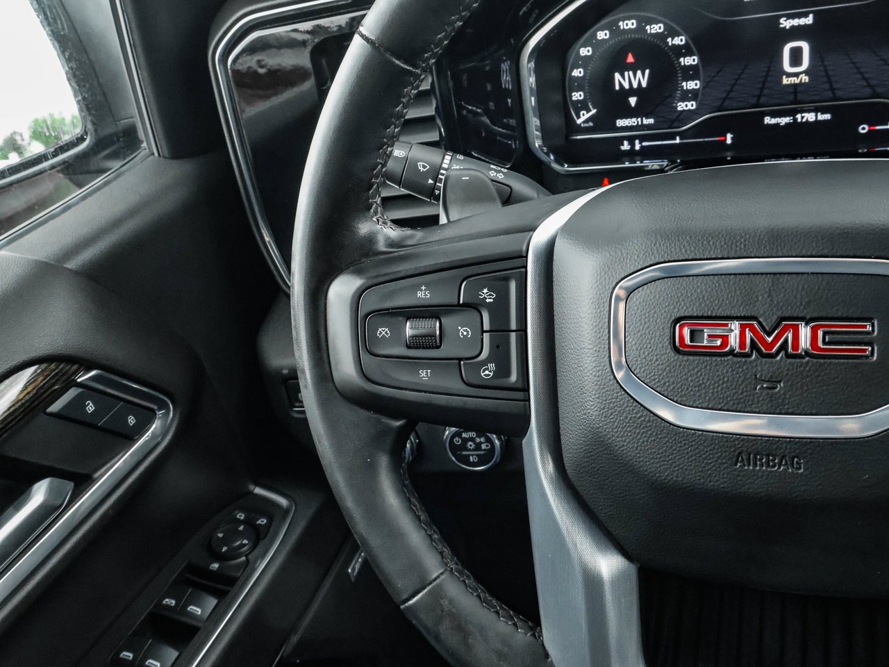 2024 GMC Sierra 1500 4WD Crew Cab 147 Elevation Grey Sherwood Park - photo #21