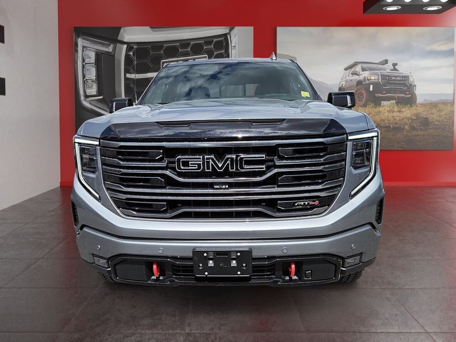 GMC Sierra 1500 AT4 cabine multiplace 4RM 147 po 2026 STERLING METALLISE