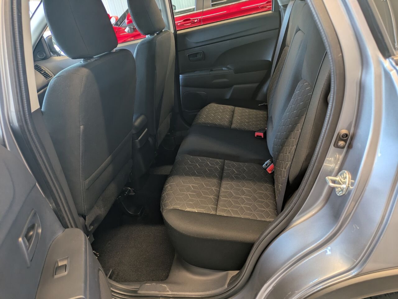 2024 Mitsubishi RVR Grey Gatineau - photo #14