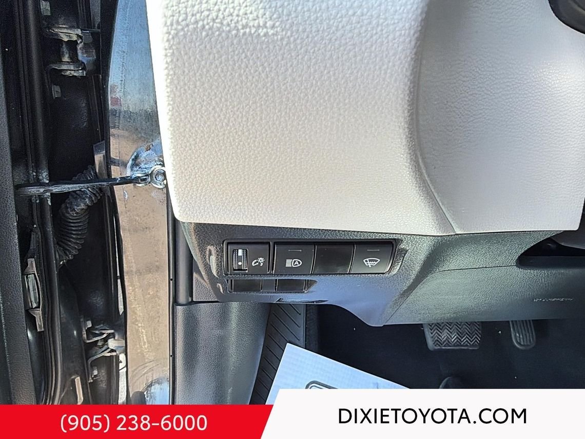 2024 Toyota Corolla Cross Heated Seats, Bluetooth Jet Black Mica Mississauga - photo #25