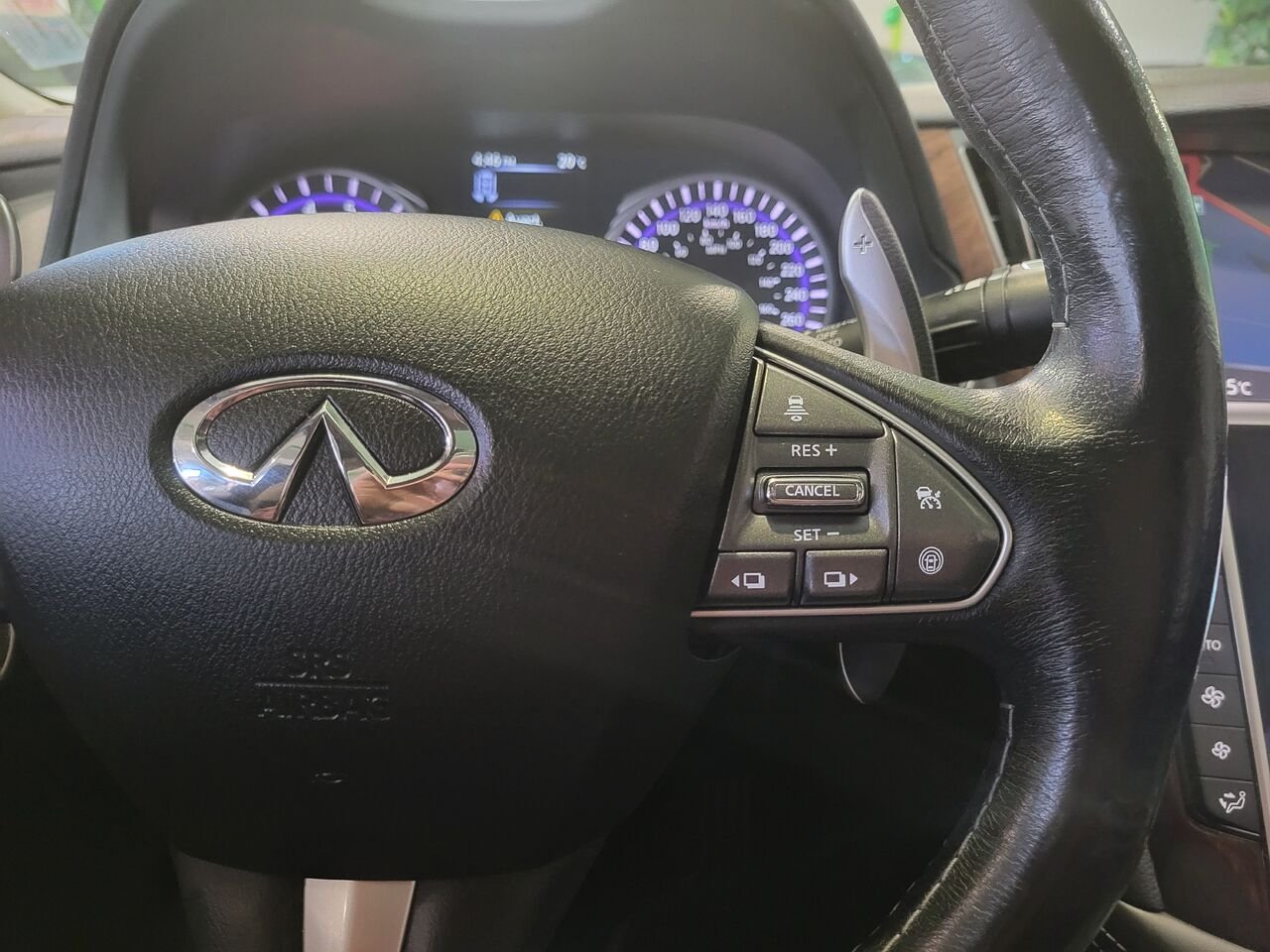 2016 INFINITI Q50 Red  - photo #20
