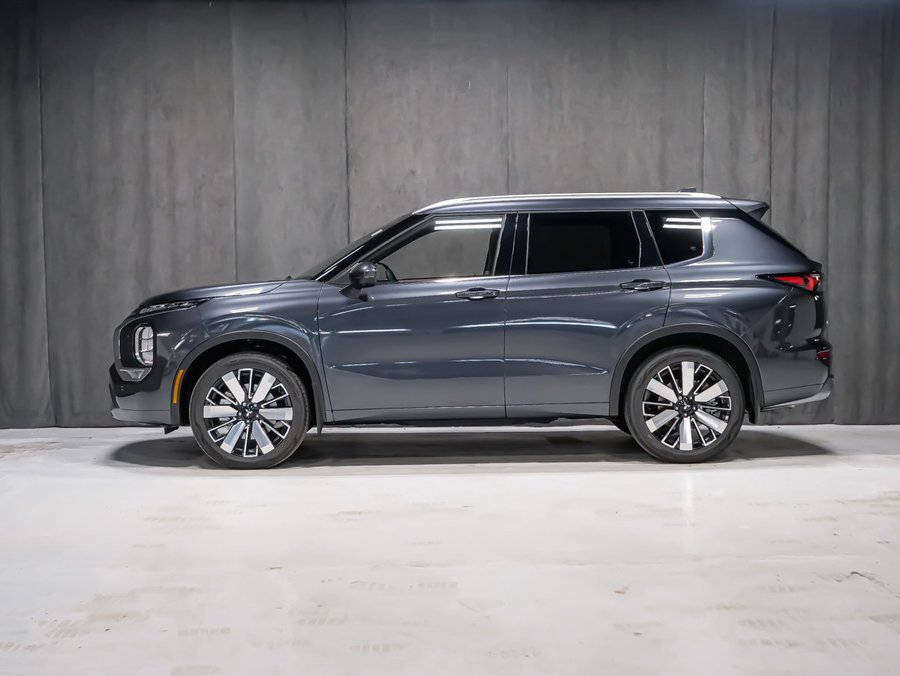 2026 Mitsubishi Outlander GT PREMIUM Moonstone Grey/Black Roof