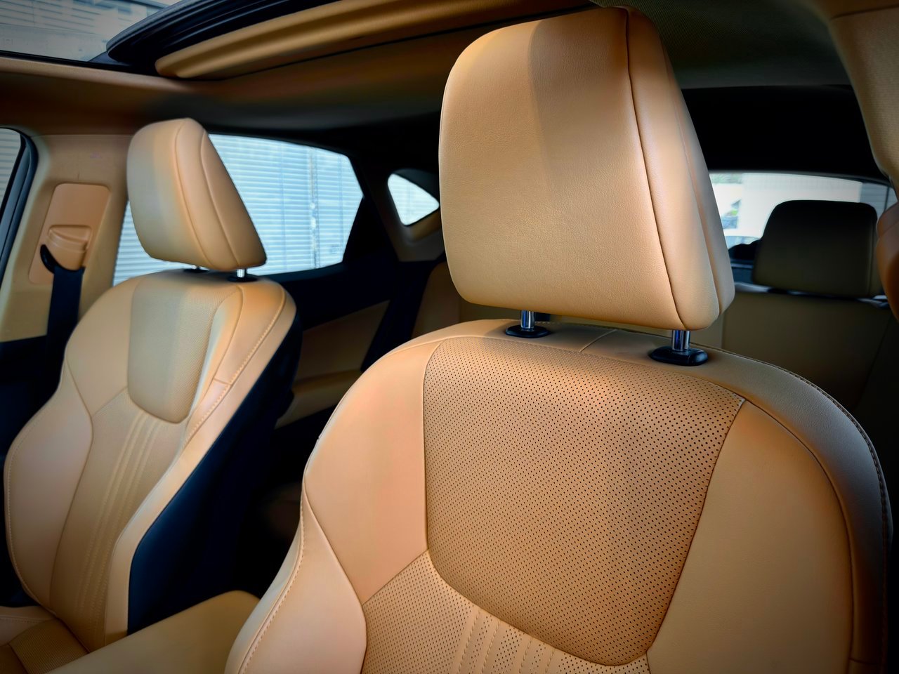 2022 Lexus NX Silver Notre-Dame-des-Prairies - photo #16