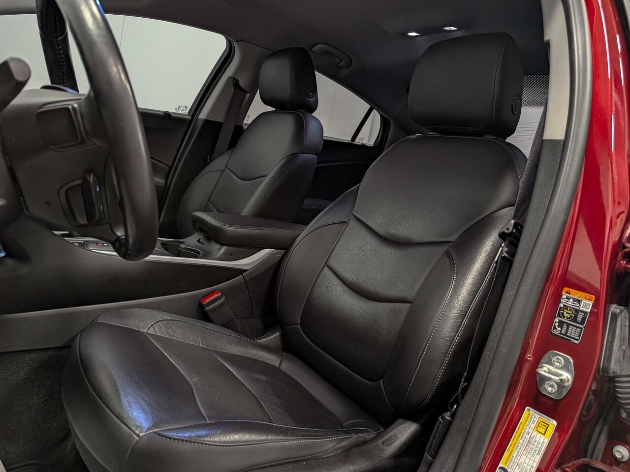 2019 CHEVROLET VOLT LT LT Cuir Bas Kilométrage Red Sherbrooke - photo #12