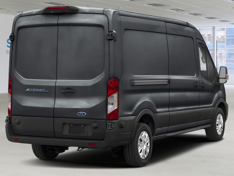 Ford E-Transit fourgonnette utilitaire 2025 Gris carbonisé métallisé