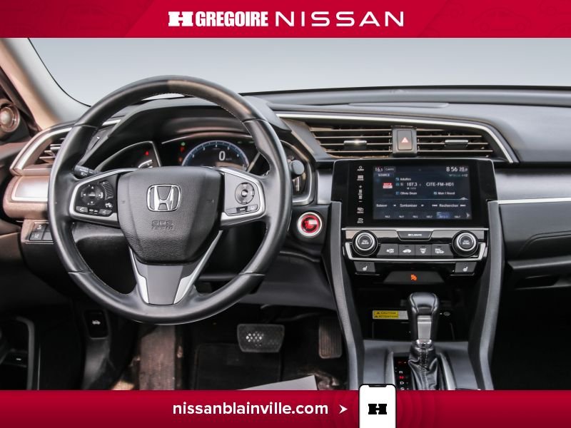 2018 Honda Civic Red Blainville - photo #13