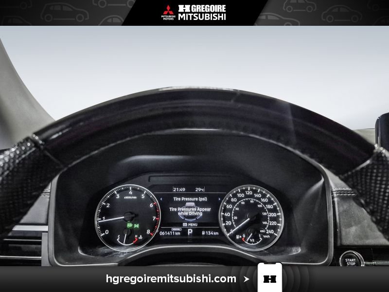2022 Mitsubishi Outlander Grey Laval - photo #18