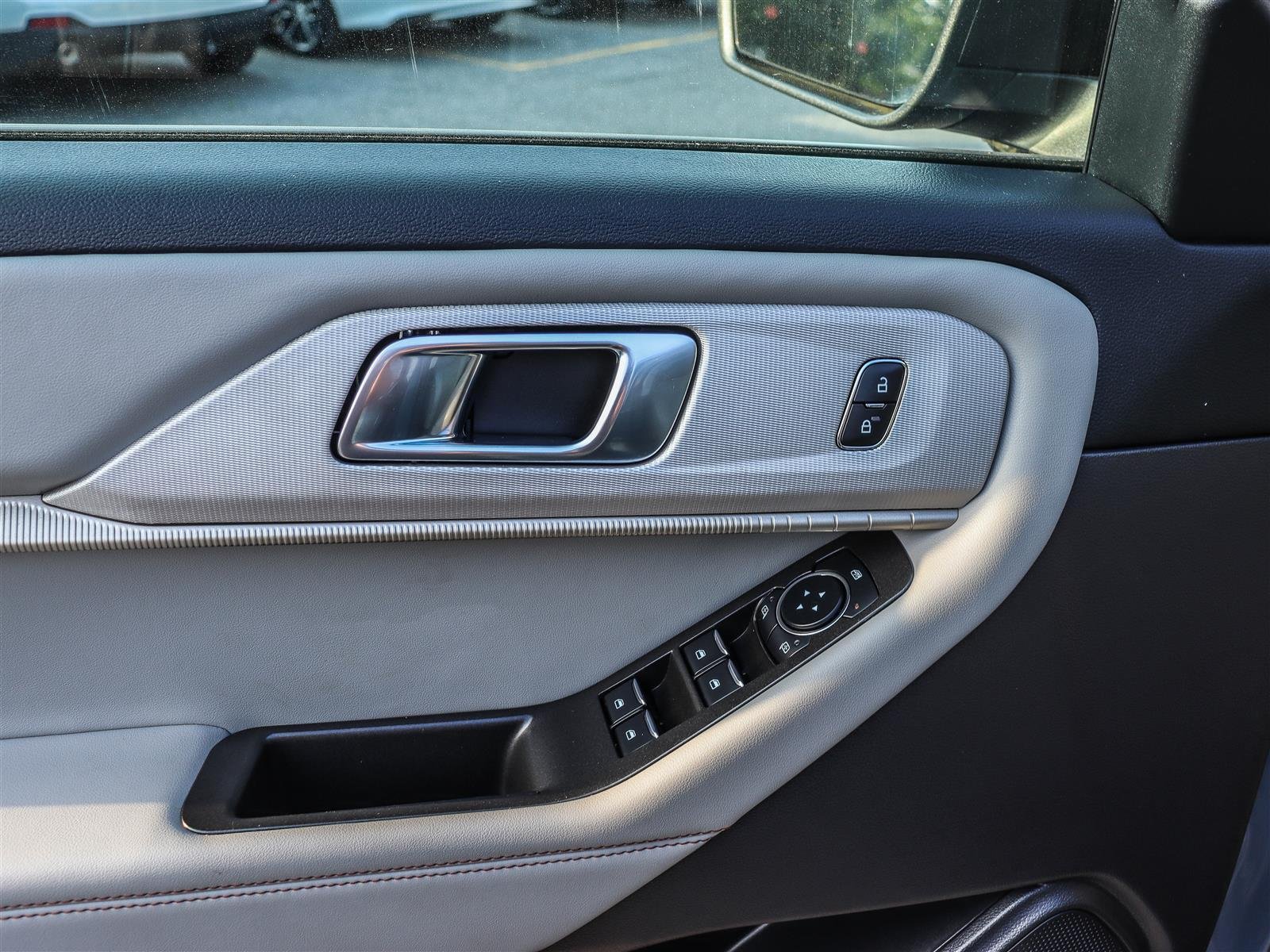 2025 Ford Explorer Active Ottawa & Gatineau - photo #9