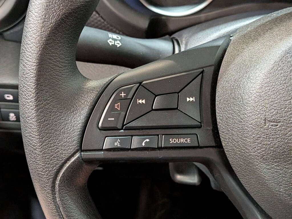 2024 Nissan Kicks S FWD Black Val-David - photo #14
