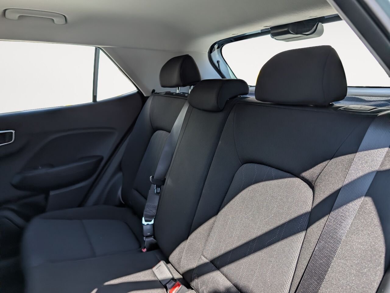Hyundai Venue Essential/SIÈGES CHAUFFANTS/CAMÉRA DE RECUL/BLUETOOTH/AC/VITRES ÉLECTRIQUES 2026 Vert Sherbrooke - photo #8