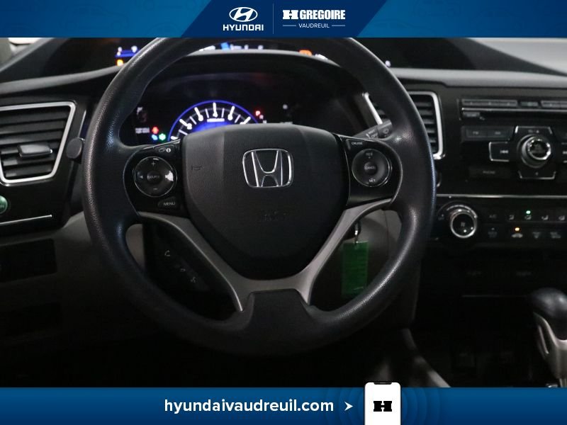 Honda Civic YA888 | LX 4 portes, boîte automatique 2013 Gris Laval - photo #19