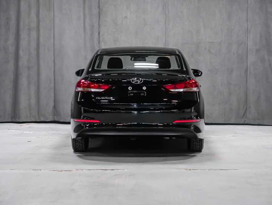 2017 Hyundai Elantra LE SIÈGES CHAUFFANT CRUISE CONTROL Black