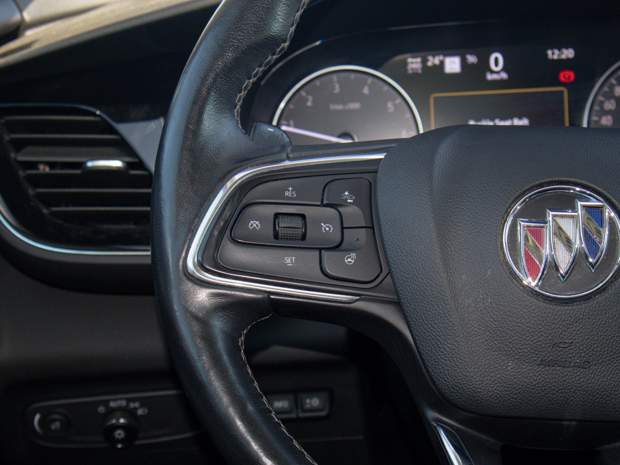2023 Buick Envision AWD 4dr Avenir Grey Sherwood Park - photo #23