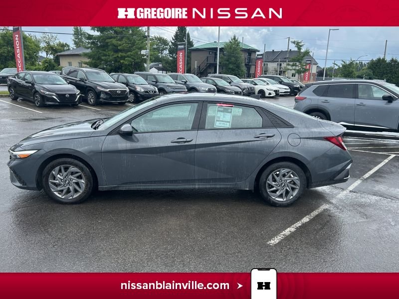 2024 Hyundai Elantra Grey Blainville - photo #10