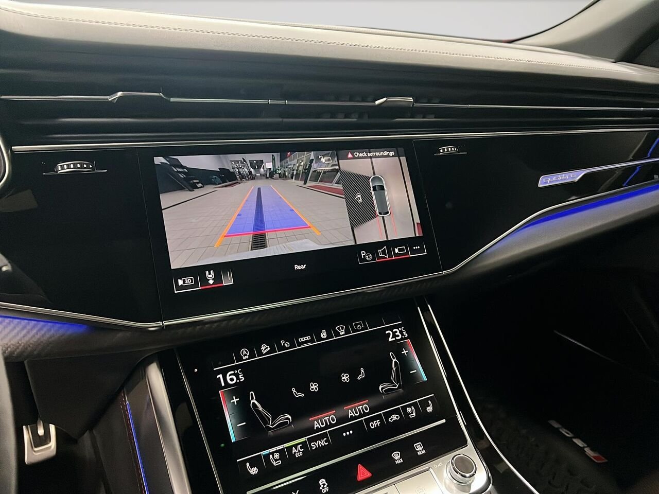 2026 Audi RS Q8 PERFORMANCE White Québec - photo #17