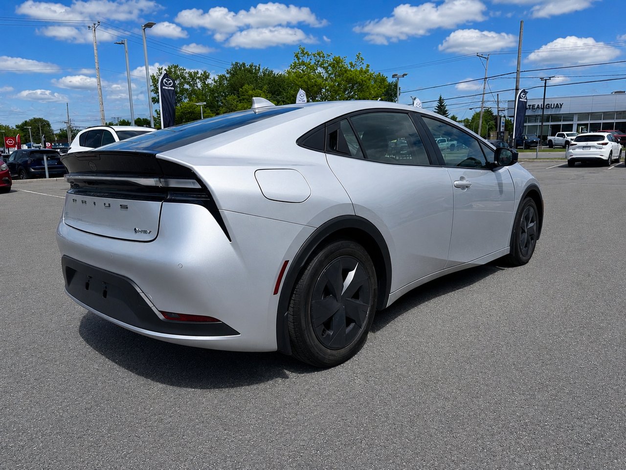 2025 Toyota Prius HYBRIDE BRANCHABLE SE Grey Châteauguay - photo #4