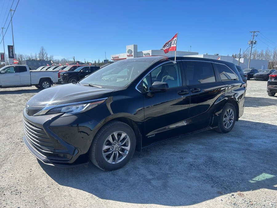 2021 Toyota Sienna 2021 Black