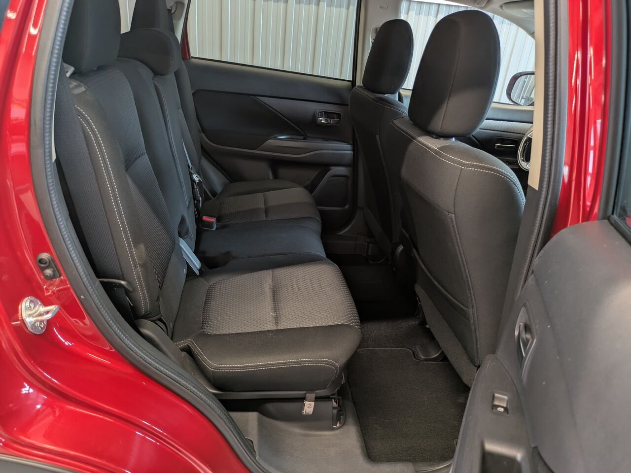 Mitsubishi Outlander 2018 Rouge Gatineau - photo #16